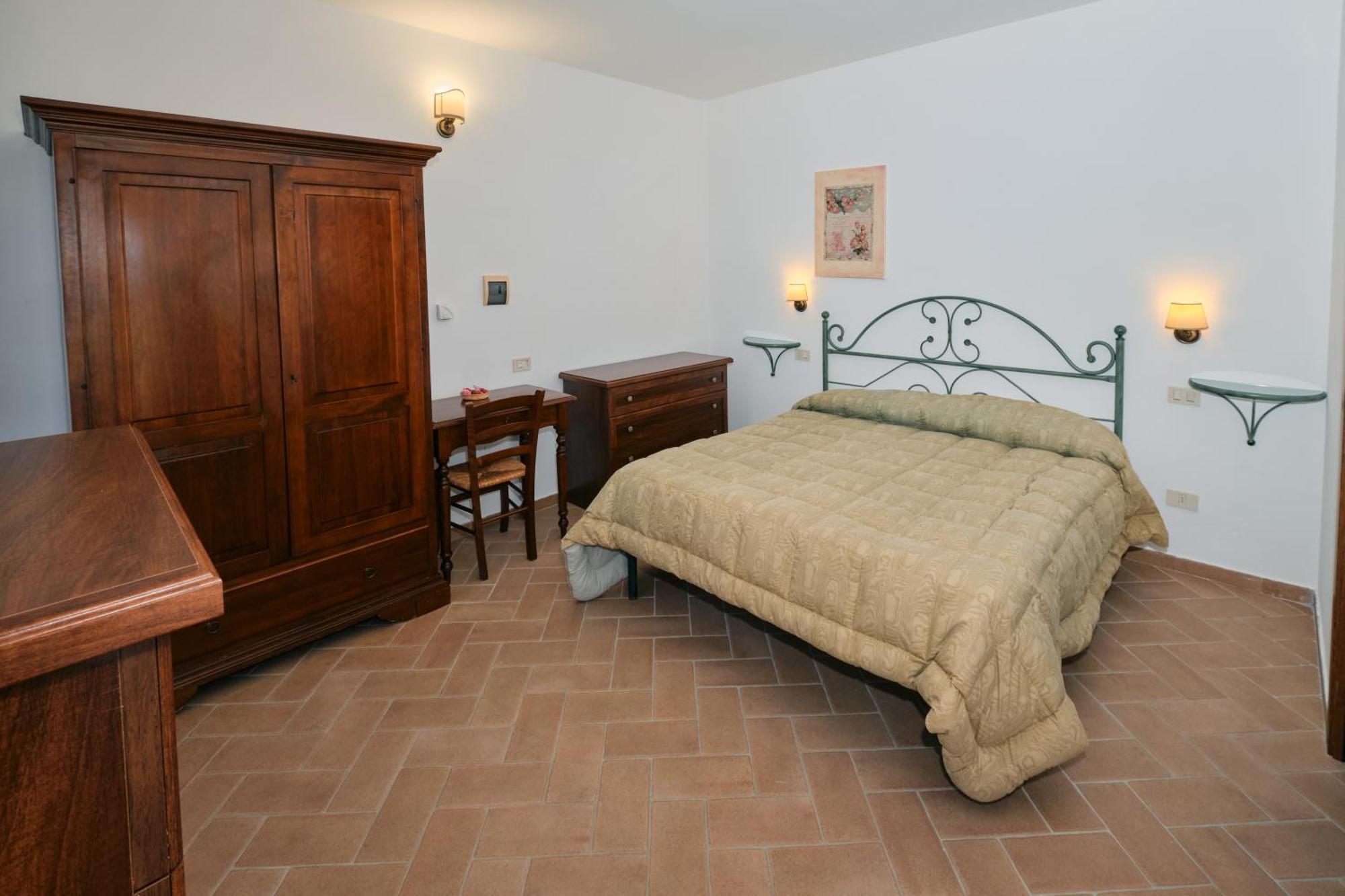 8380 Agriturismo Il Saragiolo Manciano Exteriör bild