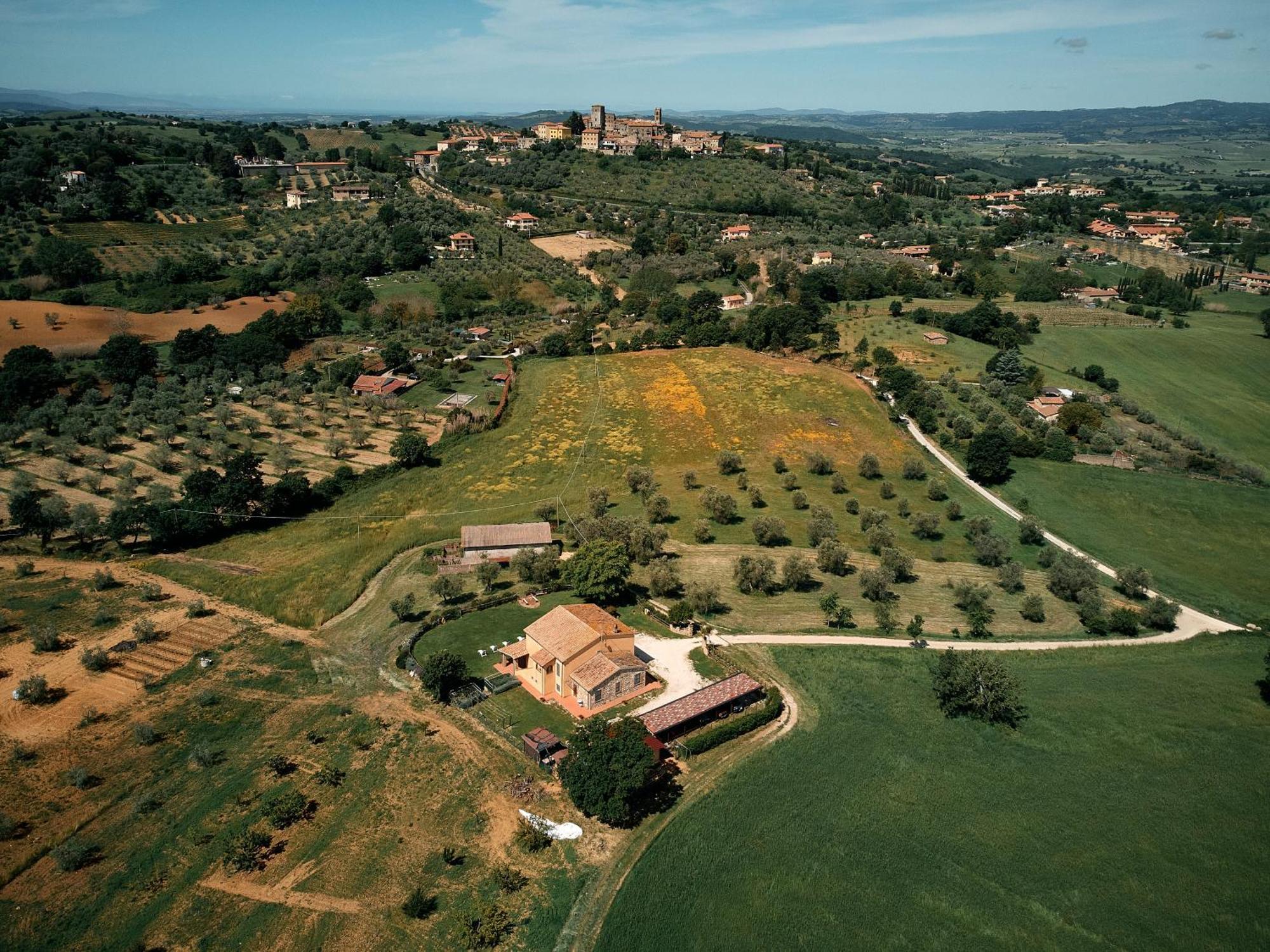 8380 Agriturismo Il Saragiolo Manciano Exteriör bild