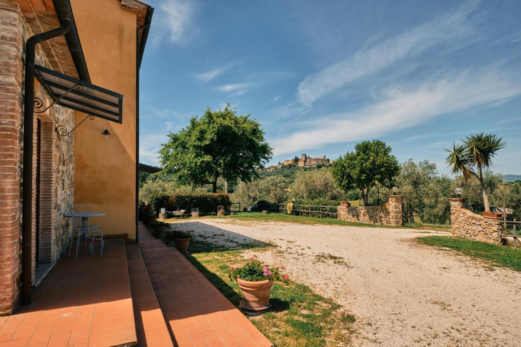 8380 Agriturismo Il Saragiolo Manciano Exteriör bild
