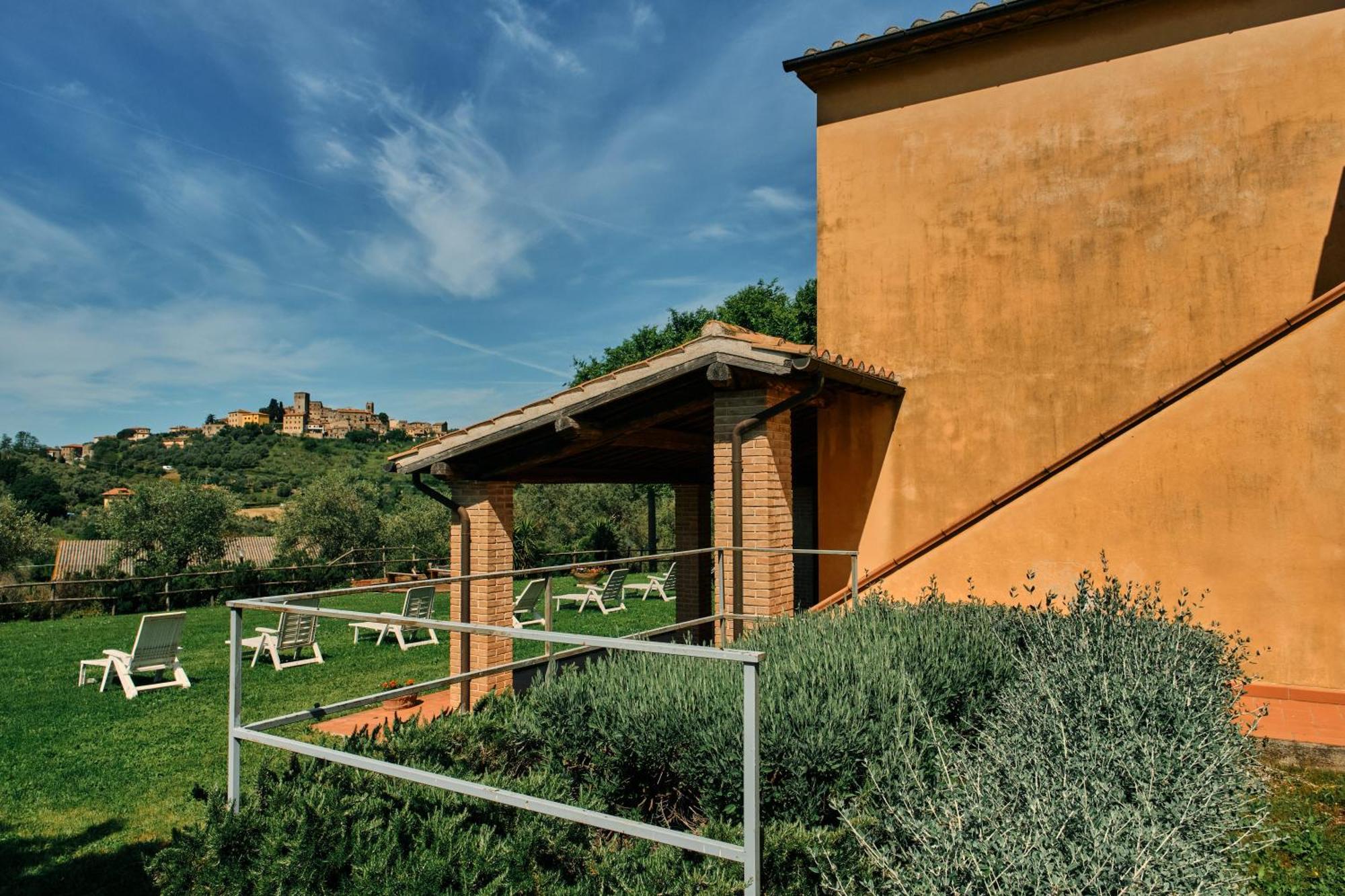 8380 Agriturismo Il Saragiolo Manciano Exteriör bild