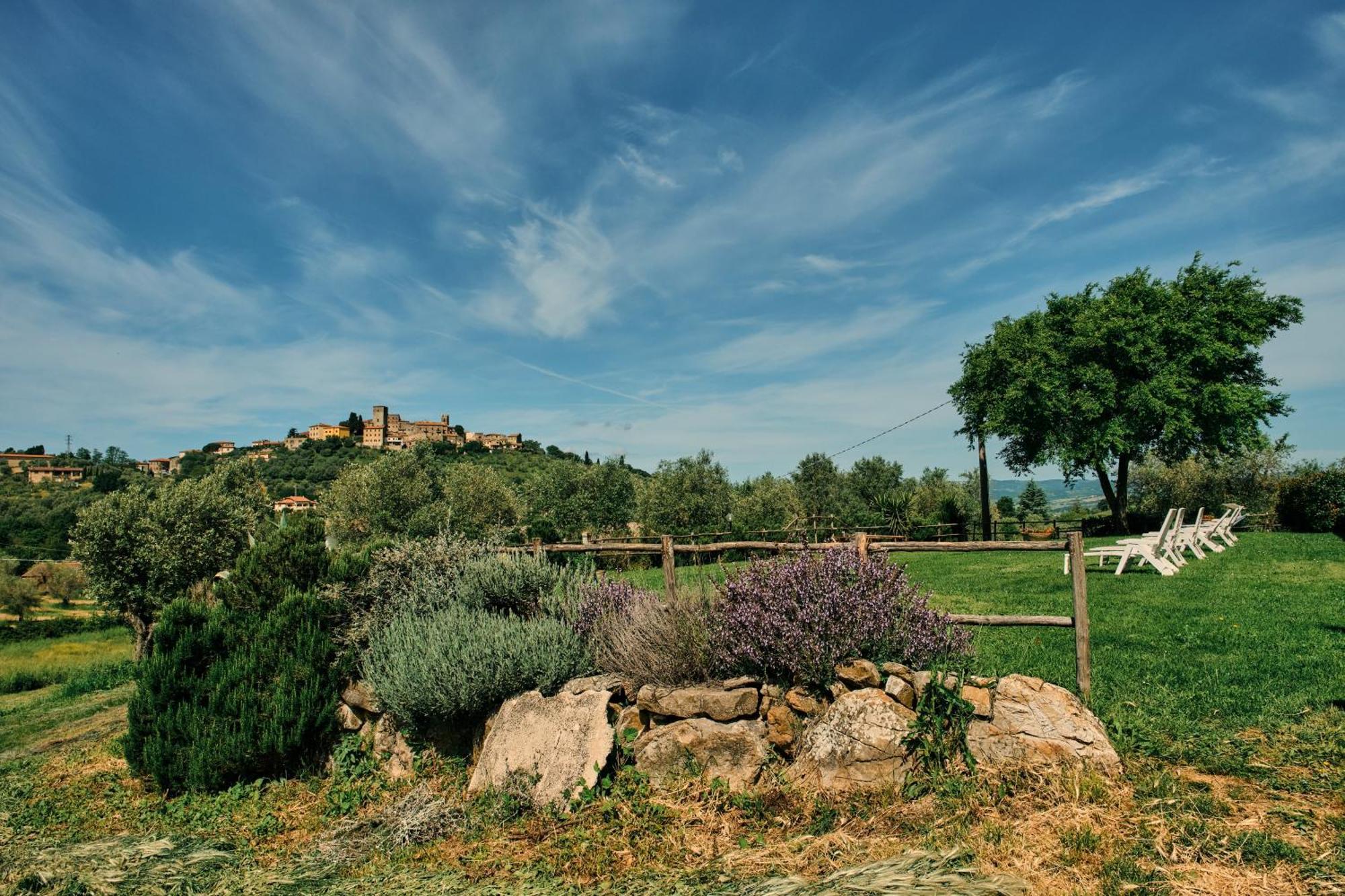8380 Agriturismo Il Saragiolo Manciano Exteriör bild