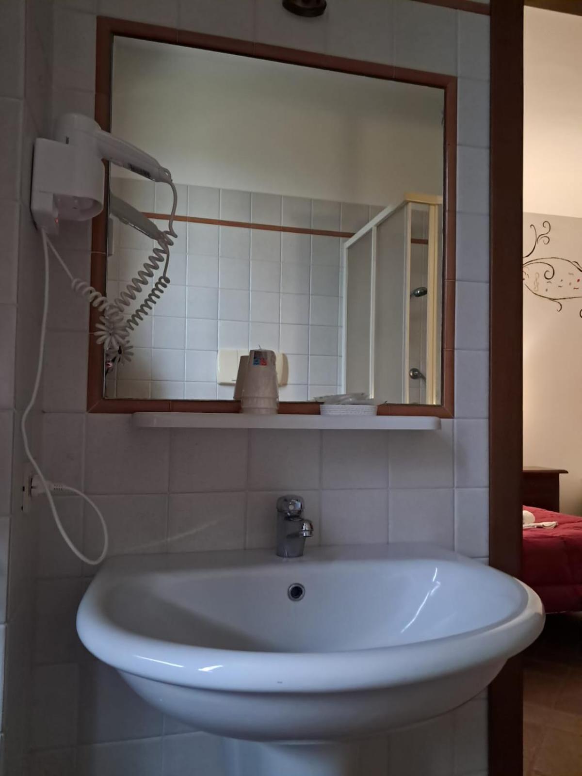 8380 Agriturismo Il Saragiolo Manciano Exteriör bild